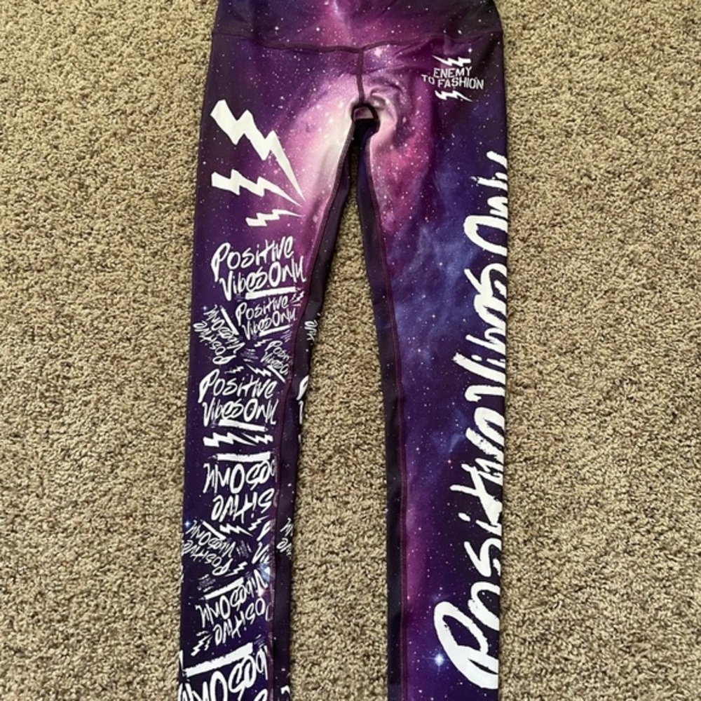 Enemy to Fashion Positive Vibes Leggings